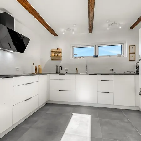 Nyrenoveret Landhus Med Panoramudsigt Sj1079 Lemvig