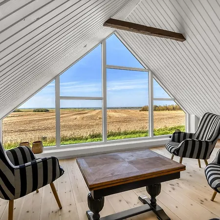 Nyrenoveret Landhus Med Panoramudsigt Sj1079