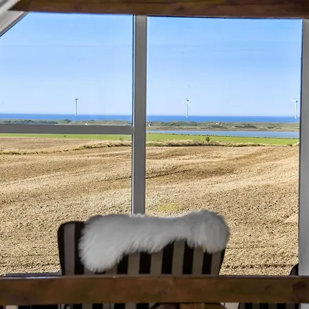 Nyrenoveret Landhus Med Panoramudsigt Sj1079 Holiday home *