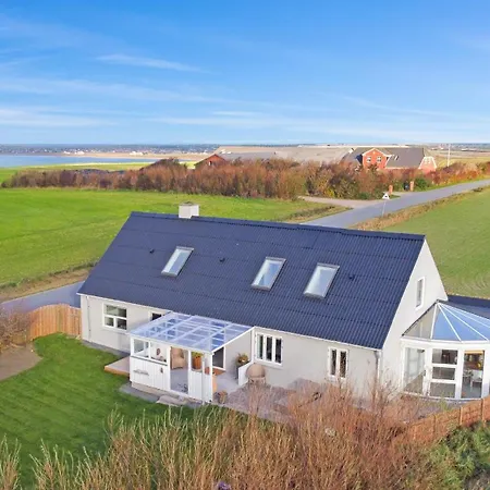 Nyrenoveret Landhus Med Panoramudsigt Sj1079 Lemvig